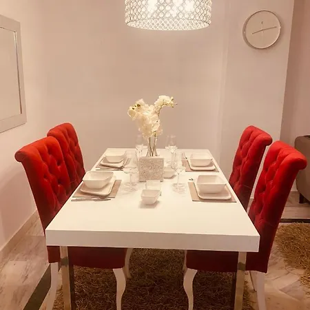 Apartment Peacefull Place In Puerto Banus! *